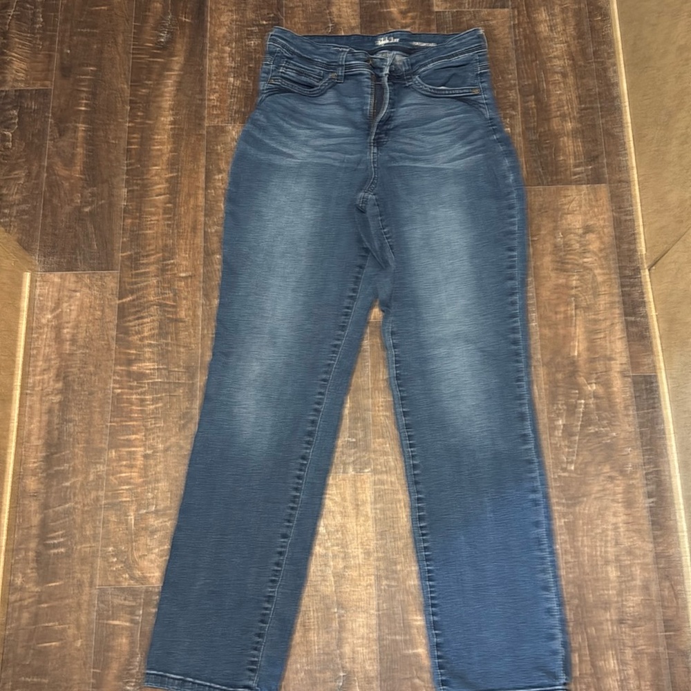 Women’s Jeans